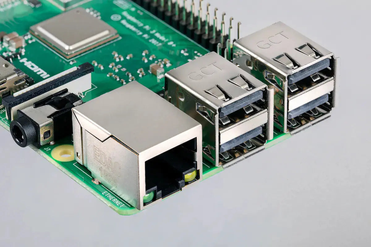 Raspberry Pi 3 Model B+ 2GB Raspberry Pi Foundation