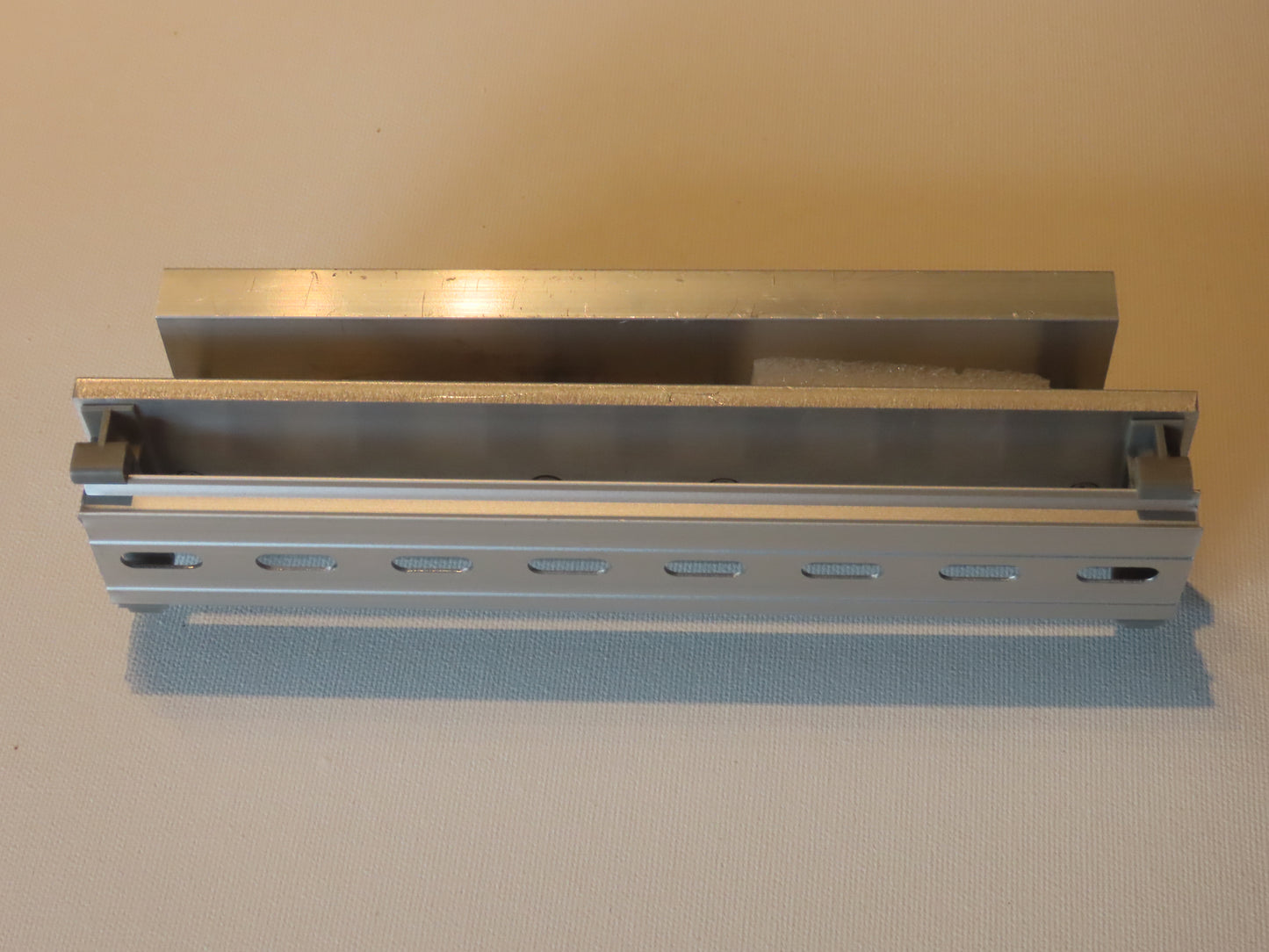 DIN Rail and Clips Lothar of The Hill