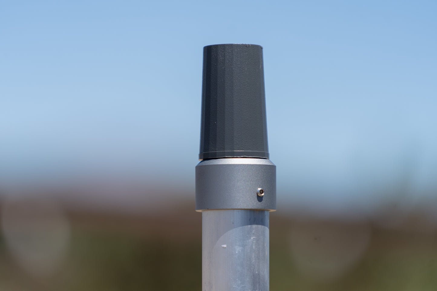 Mount for Tallysman HC610 Active Iridium Helical Antenna